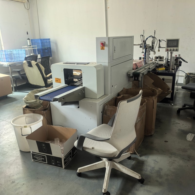 hot stamping workshop for plastic wine glasses hot stamping workshop for plastic wine glasses